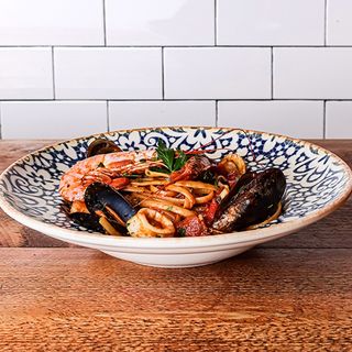 Linguine Ai Frutti  Di Mare