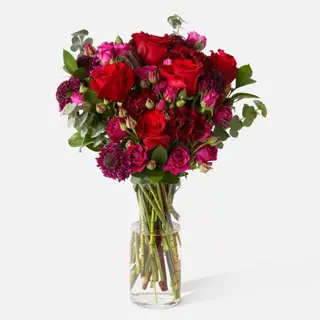 Rosas y claveles