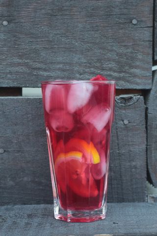 Холодный фруктовый чай