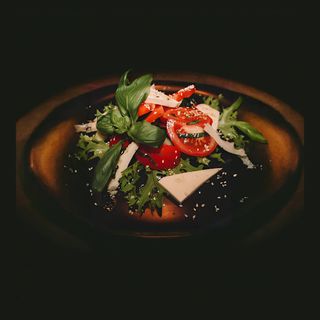 Салат по-домашньому з бринзою (300г)