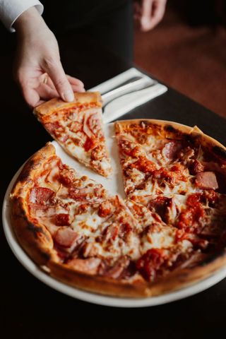 Pizza Salami Ø 32cm