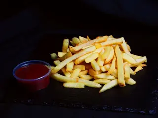 Frytki ziemniaczane (200g)