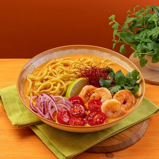 Карі лакса з креветками