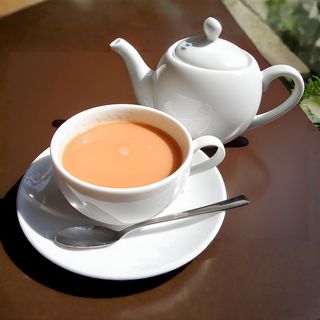 Чай с молоком