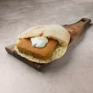 Pohovani kačkavalj u lepinji