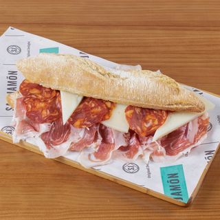 Bocadillo Tribérico