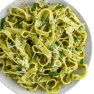Tagliatelle con pesto