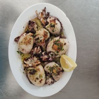 Chocos A La Plancha (Ración)