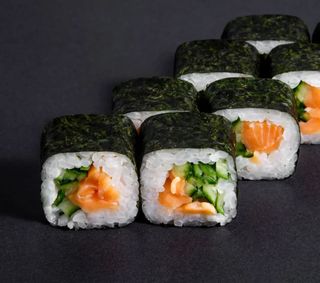 Ролл "Сяке маки"