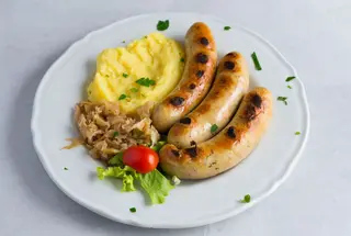 Bavarska kobasice 3 sa kupusom i pire krompirom