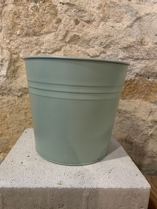 Maceta De Lata 17 Cm