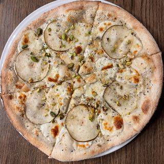 Піца Дольче Пера (500гр) 32см