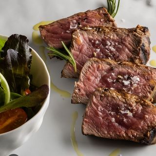 Tagliata di manzo aromatizzata al rosmarino