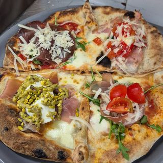 Pizza gourmet 4 stradoni