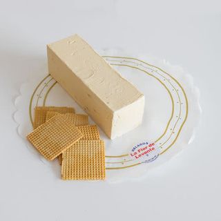 Helado de corte de turrón de Jijona 