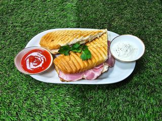 Knapp! TOST SUVI VRAT