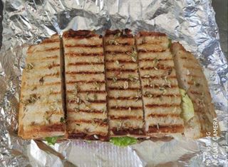 Menu Tosta de Atum(Toast with Tuna)