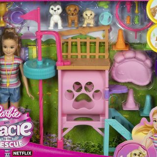 Set de joaca Barbie si Stacie To the rescue, Papusa Stacie dresoare de... [4188911]