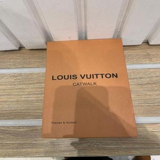 The Louis Vuitton Decor Book
