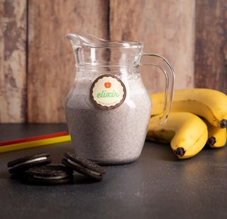Milkshake cu oreo, banana si lapte