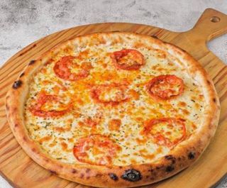 Pizza Luna Chouriço (31cm)