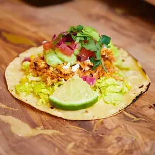 Taco de costella i bbq pebrot a la flama