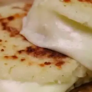 Arepa De Queso