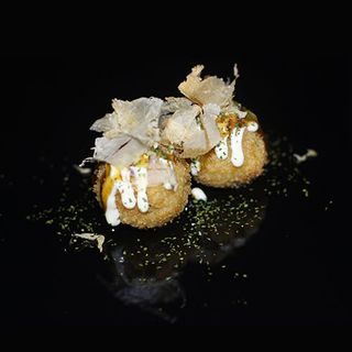 30. Takoyaki (2 Uds.)