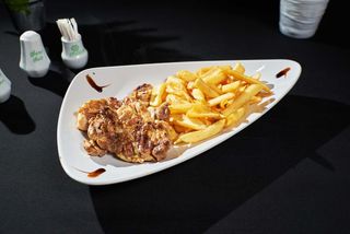 Pulpe dezosate cu cartofi prajiti