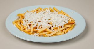 96. Пържени картофи със сирене