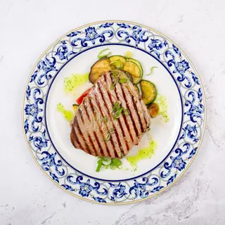 Tuna sa povrćem na žaru