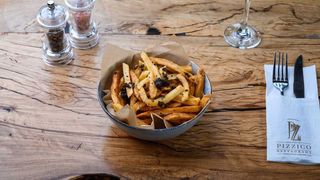 Cartofi prajiti cu trufe