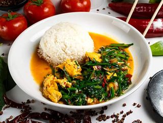 Лагман с джусаем и яйцом