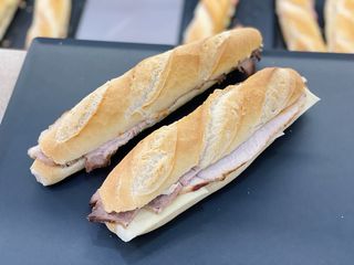 Bocadillo De Jamón Asado