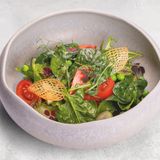 Свежий полезный салат с рукколой и шпинатом (230 гр.)