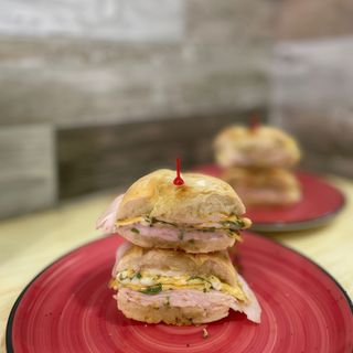 Bocadillo a las Finas Hierbas