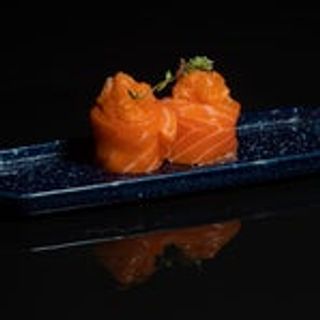 227 Sushi gio spicy salmon