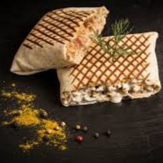 Tacos chawarma + canette Gratuite 