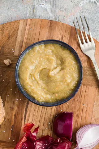 Salata de vinete cu ardei copt