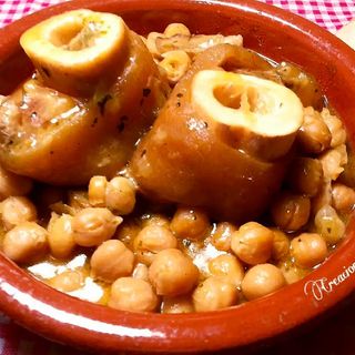 Garbanzos Con Patas De Ternera