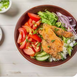 Poke de pollo crunchy
