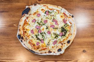 Pizza Amália Rodrigues