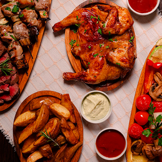 Meniu de sărbători cu bucate calde