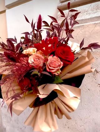 Bouquet 5 rose rosa e 5 rose rosse