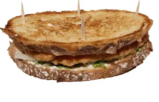 Sándwich Rústico De Pollo