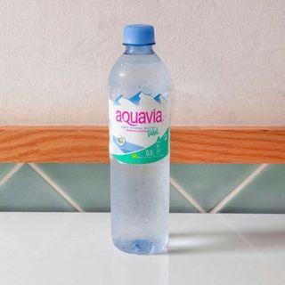 Agua Aquavia sin gas