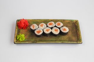 Футомакі з лососем (150г)