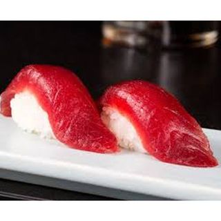 Tuna (Maguro) Nigiri