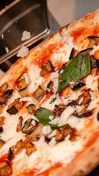 Pizza Tartufo Nero (30 cm)