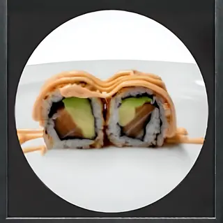 66 Aguacate, Salmón Con Picante Salsa Rosa (8 Uds.)